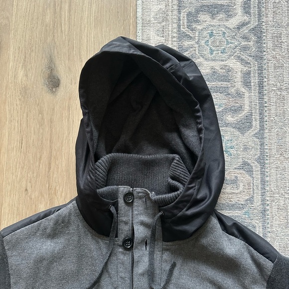 Banana Republic Men’s Hoodie Sweater Jacket Sz: L; Length of Jacket: 26.5 inches - Picture 2 of 7